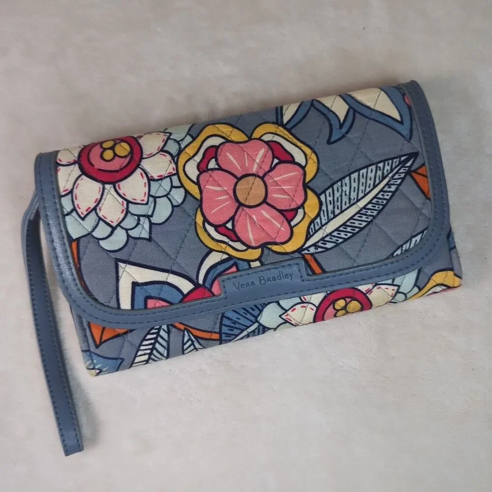 Vera Bradley Wristlet Wallet Tropical Evening Quilted Floral 8x5” Leather Trim